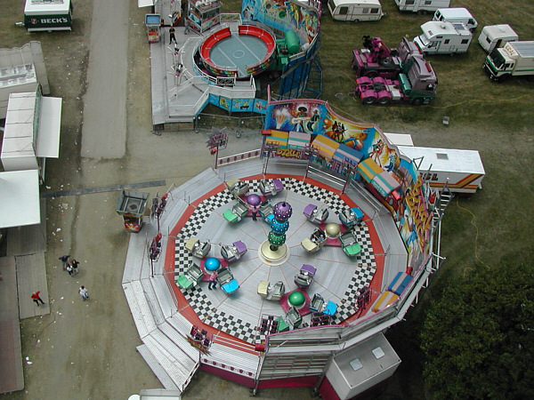 Kirtag in St. Ilgen (J�lner Kirtag), 2003!