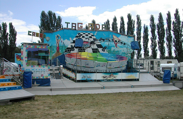 Kirtag in St. Ilgen (J�lner Kirtag), 2003!