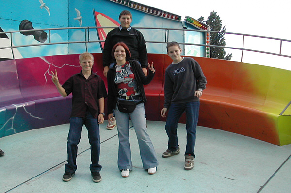 Kirtag in St. Ilgen (J�lner Kirtag), 2003!