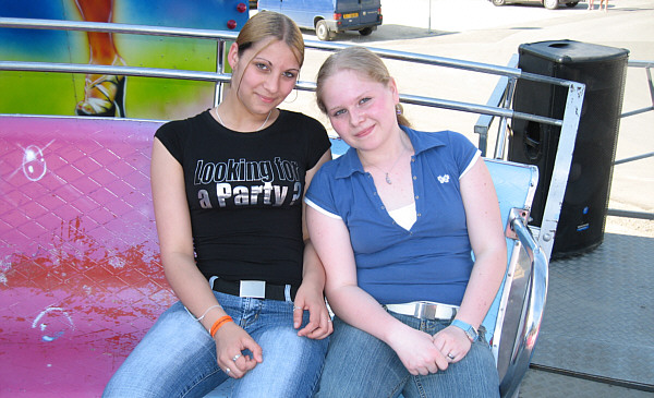 Besucher auf der Sport- und Freizeitmesse in Laa an der Thaya, Juni 2006!