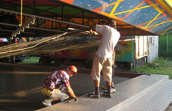 Messe in Laa an der Thaya, 2008 - Aufbauarbeiten!