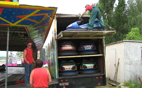 Messe in Laa an der Thaya, 2008 - Aufbauarbeiten!