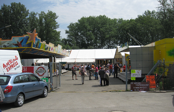 Zeltfest der Freiwilligen Feuerwehr in Gottsdorf, 2009!