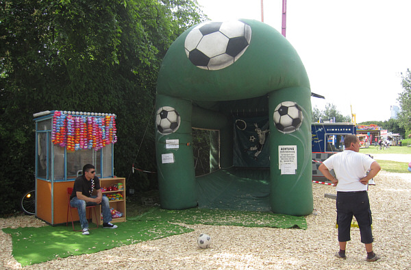 Das 27. Donauinselfest in Wien, Juni 2010!