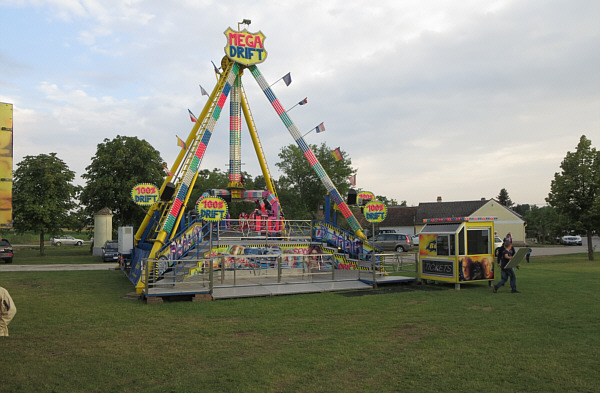 Zeltheuriger der Freiwilligen Feuerwehr in Groharras, 2013!